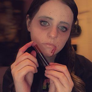 Meet your Posher, Kaylee